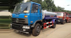 東風145灑水車